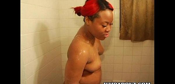  Chubby ebony chick needs help in the shower